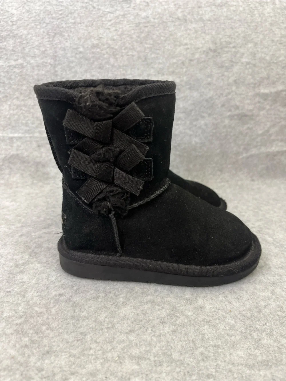 Koolaburra by UGG Boots Kids Toddler 8 Short Black Suede Winter Lined Pull On